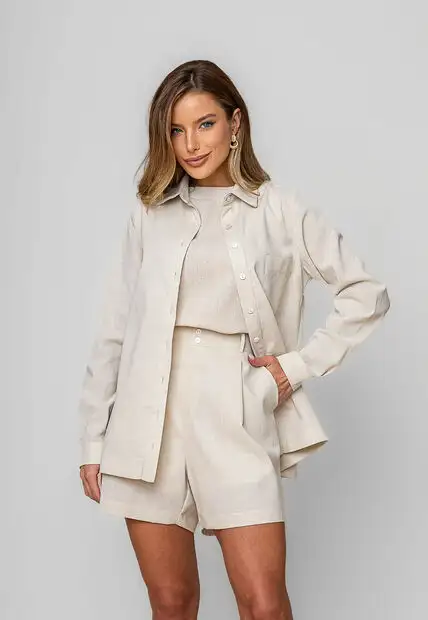 Short Alfaiataria Com Pregas Marfim Salvatore