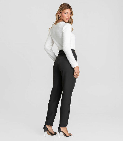 Calça Feminina Cenoura em Barbie Strong Dianna Preto