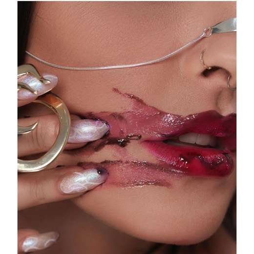 Karen Bachini Tattoo Gloss EFEITO TINT 2,5g