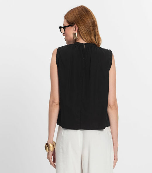 Regata Feminina Curta Com Gola Endless Preto