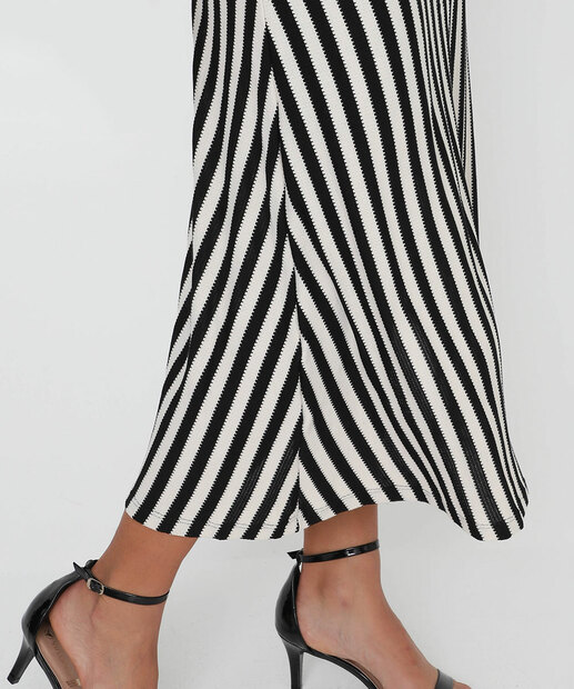 Saia Feminina Midi Listrada Textura Marisa Off White