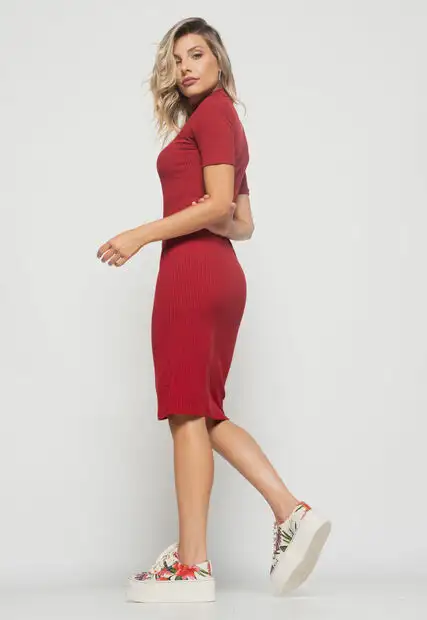 Vestido  Midi Manga Curta Canelado Vermelho