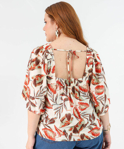 Blusa Plus Size Feminina Estampa Folhas Marisa Bege