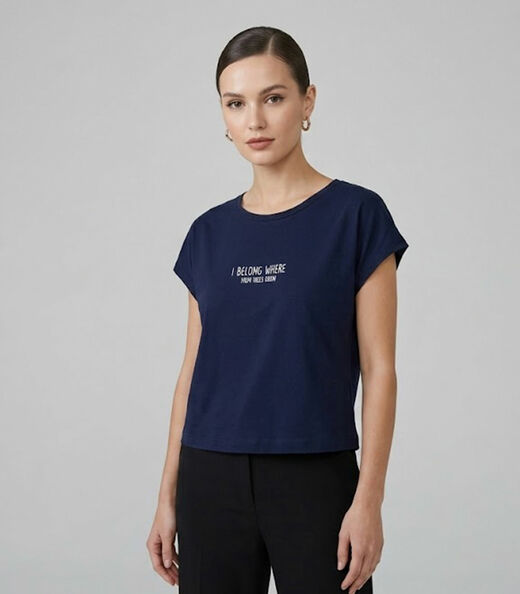 Image_Blusa Feminina Com Estampa Localizada Infinita Cor Azul