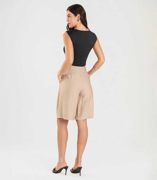 Blusa Feminina Com Decote Quadrado Dianna Preto
