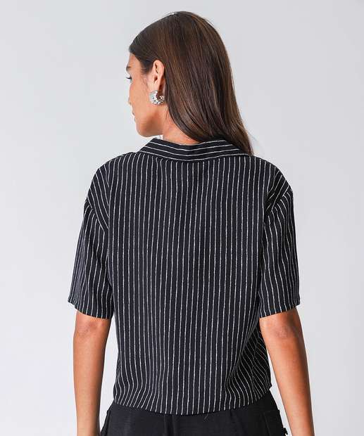 Camisa Cropped Feminina Listrada Manga Curta Marisa Preto
