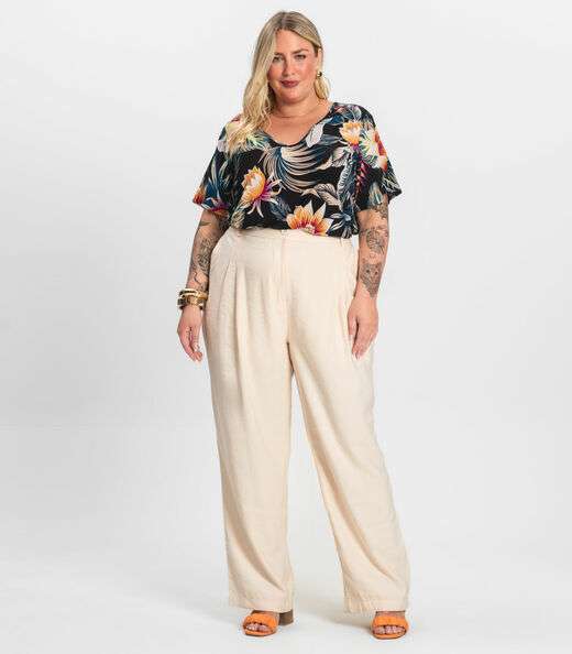 Blusa Feminina Plus Size Infinita Cor Preto