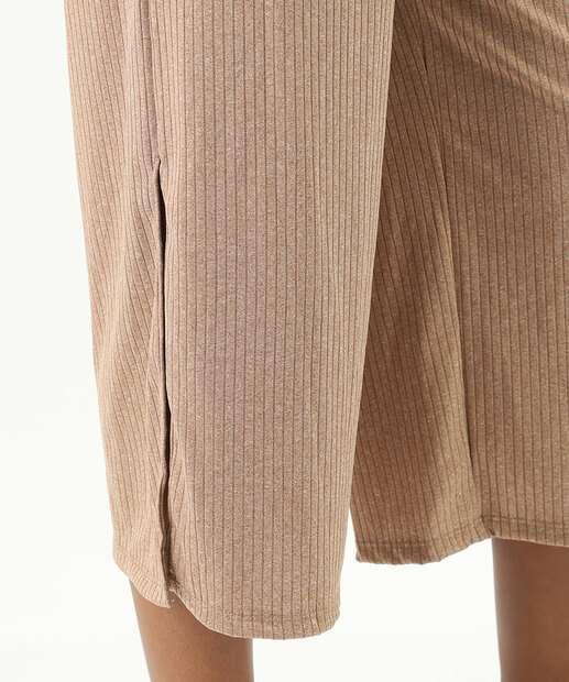 Calça Pantacourt Feminina Canelada Marisa Marrom