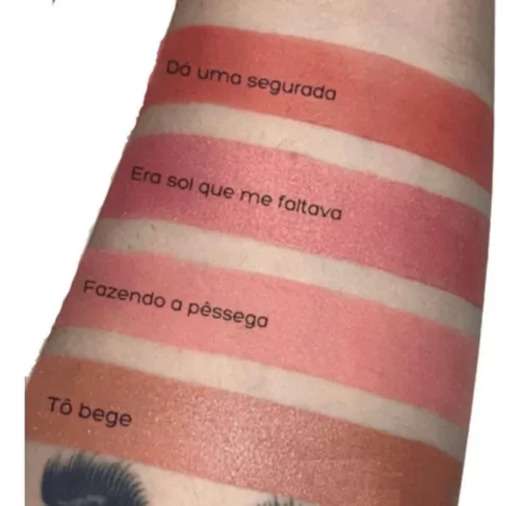 Blush Dailus Fazendo A Pessega