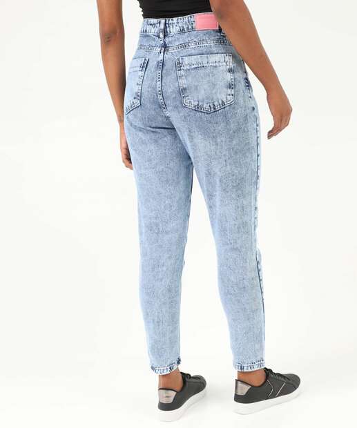 Calça Mom Jeans Strass Bolsos Azul