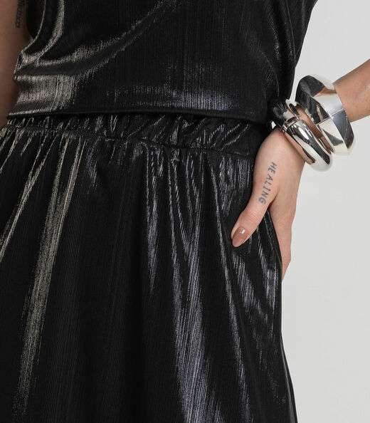 Saia Feminina Midi Plissada Dianna Preto