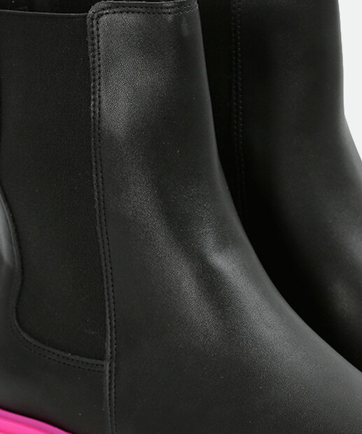 Bota Feminina Chelsea Tratorada Vizzano