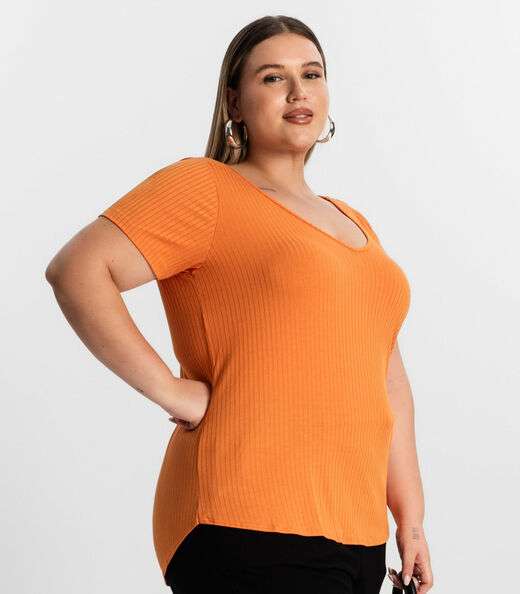 Blusa Feminina Plus Size da Infinita Cor Laranja