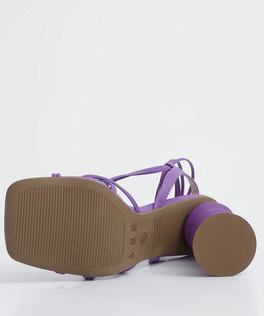 Sandália Salto Grosso Feminina Tiras Marisa