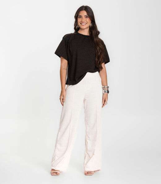 T- Shirt Feminina Infinita Cor Preto