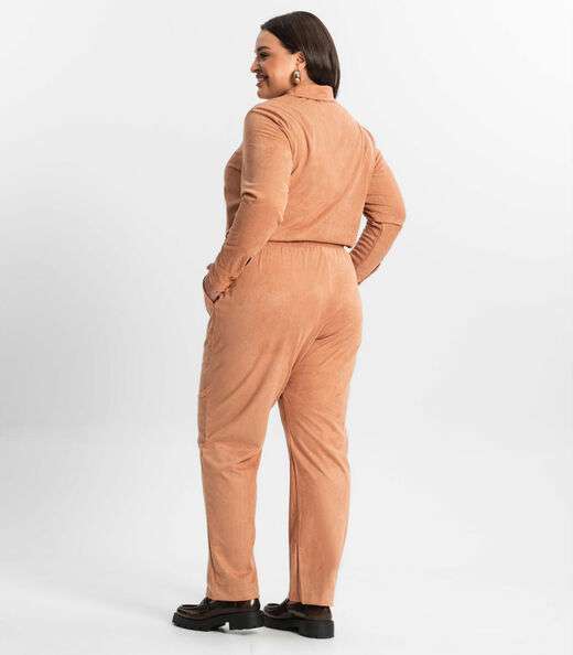 Calça Reta Plus Size Feminina Em Suede Secret Glam Marrom