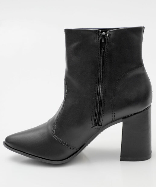 Bota Feminina Cano Curto Salto Grosso Via Uno Preto