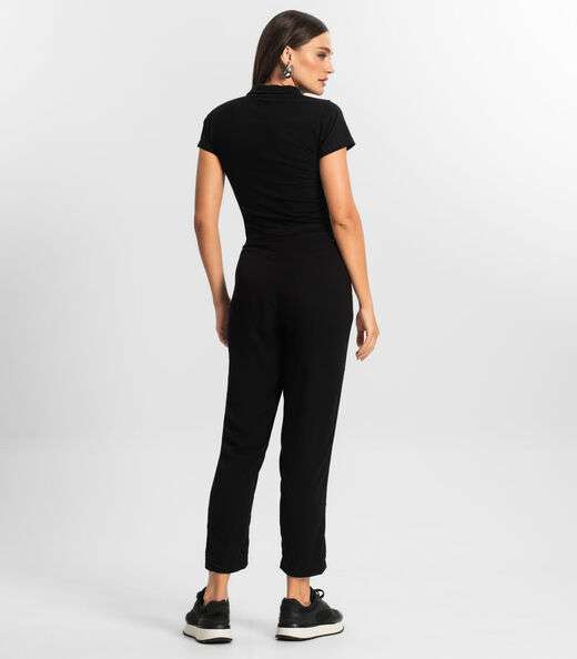Calça Feminina em Viscose Dobby Endless Preto