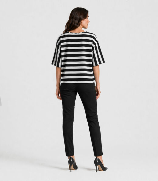 Blusa Feminina Listrada Infinita Cor Preto