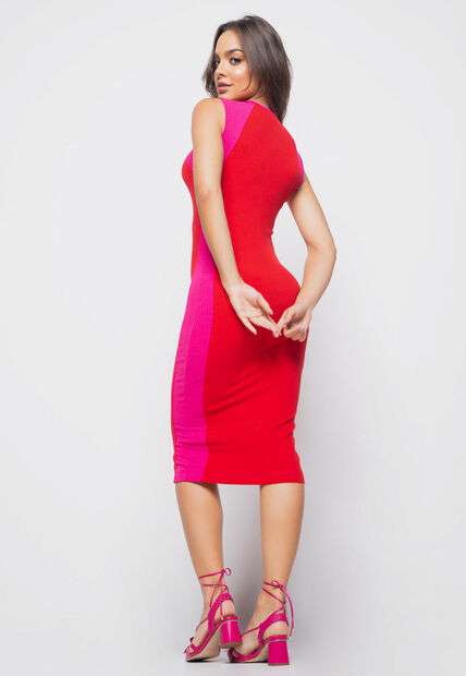 Vestido  Midi Recortes Malha Canelada Vermelho