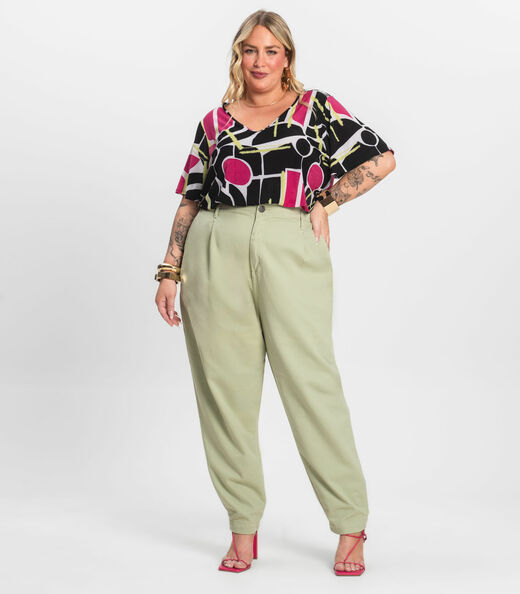 Blusa Feminina Plus Size Infinita Cor Preto