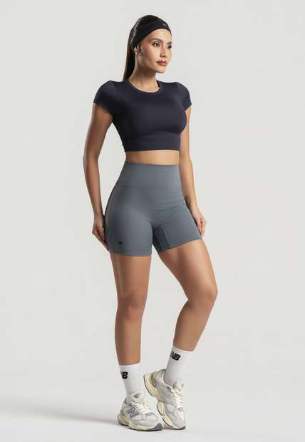 Cropped Manga Curta Preto Wemood