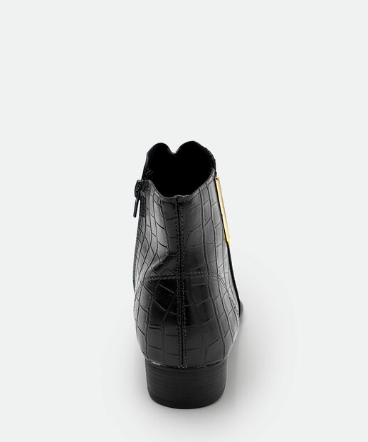 Bota Feminina Cano Curto Bico Fino Via Uno Preto