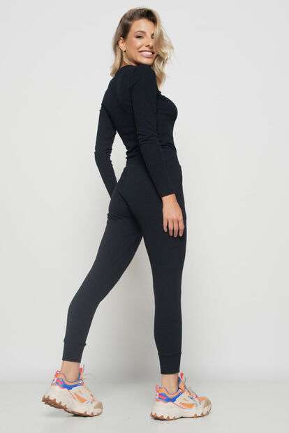 Blusa  Básica Manga Longa e Gola Redonda Malha Preta