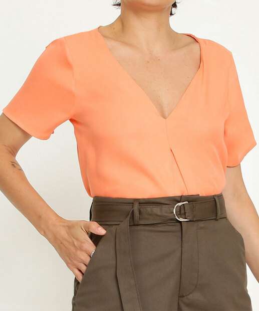 Image_Blusa Feminina Pregas Decote V Manga Curta Marisa