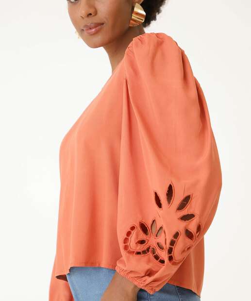 Blusa Feminina Bordado Manga Longa Marisa