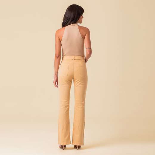 Calça Flare com Cinto Feminina Sarja Disparate