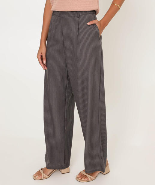 Calça Feminina Reta Alfaiataria Marisa Cinza
