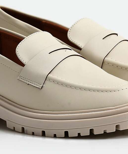 Mocassim Loafer Feminino Salto Grosso Tratorado Vizzano