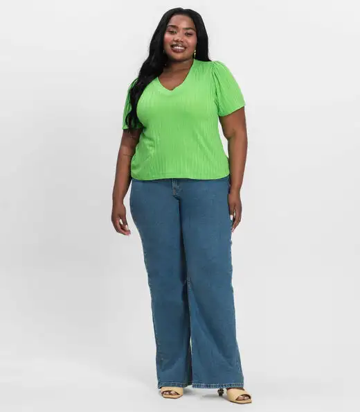 Blusa Canelada Plus Infinita Cor Verde