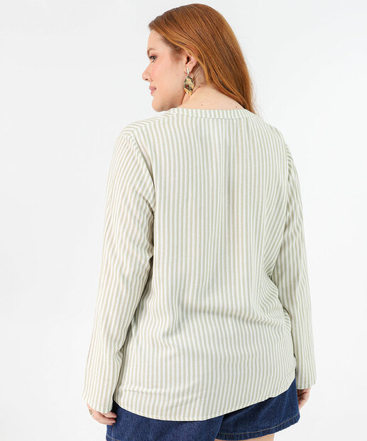 Camisa Plus Size Feminina Listrada Manga Longa Marisa Verde