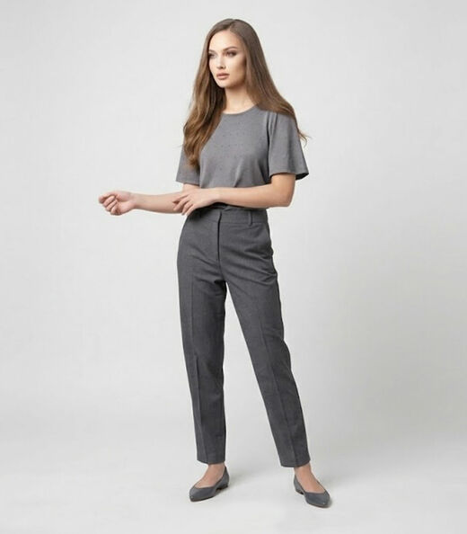 Blusa Feminina Com Manga Godê Infinita Cor Cinza
