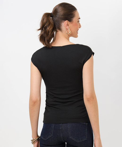 Blusa Feminina Muscle Tee Canelada Drapeada Marisa Preto