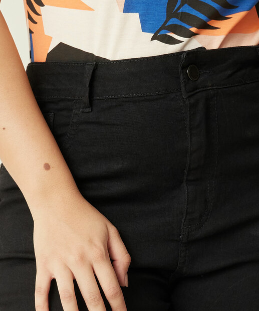 Calça Plus Size Feminina Capri