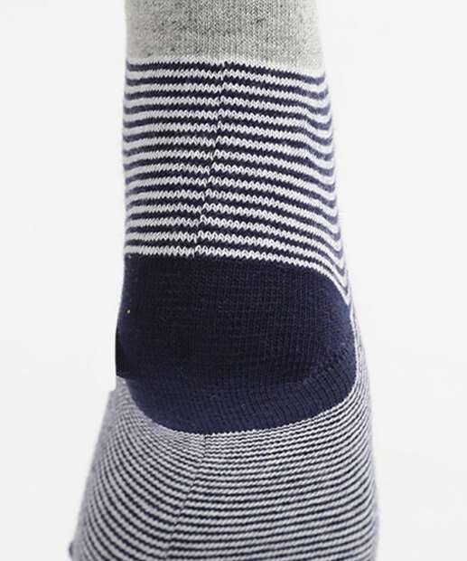 Meia Feminina Cano Longo Listrada Estampa Gato Marisa
