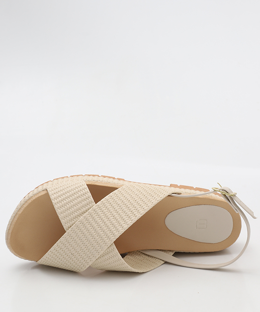 Sandália Flatform Feminina Marisa Off White