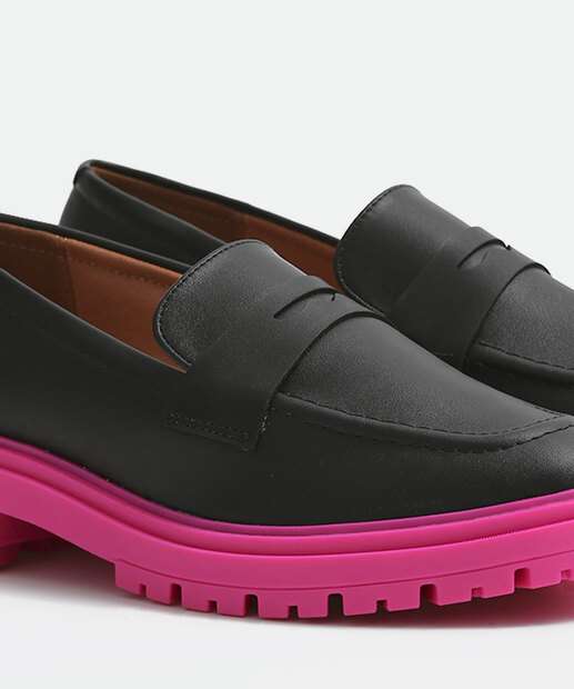 Mocassim Loafer Feminino Salto Grosso Tratorado Vizzano