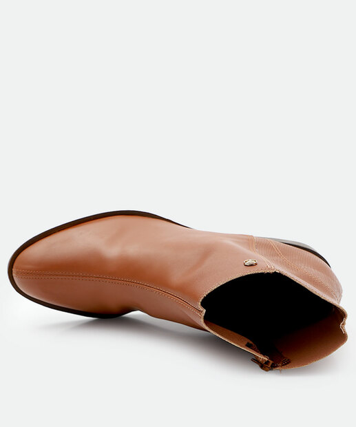 Bota Feminina Cano Curto Via Uno Marrom