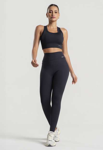 Top Regata Decote Redondo Preto Wemood