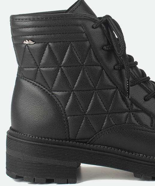 Coturno Feminino Cano Curto Matelassê Tratorado Dakota