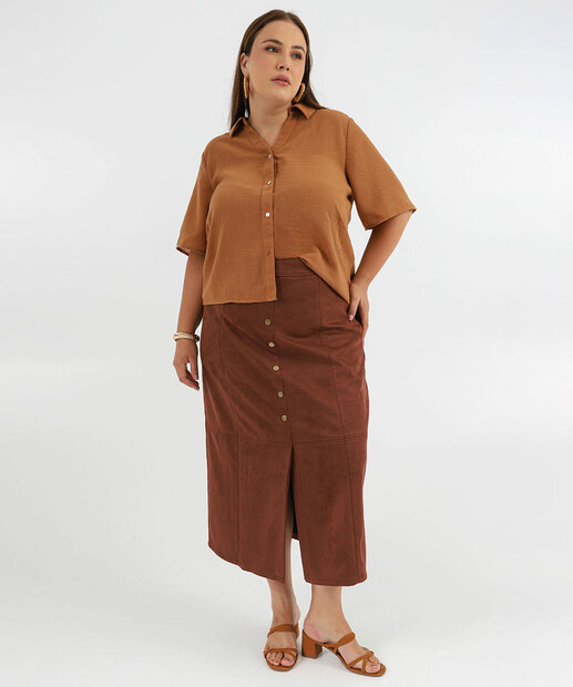 Camisa Plus Size Feminina Textura Manga Curta Marisa Bege