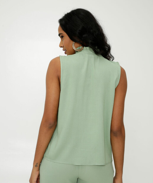 Blusa Regata Feminina Gola Alta Vazada Marisa