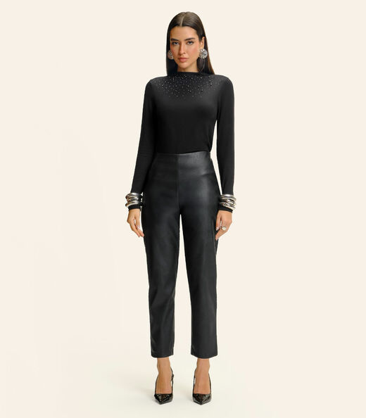 Blusa Feminina Manga Longa Com Rebite Endless Preto