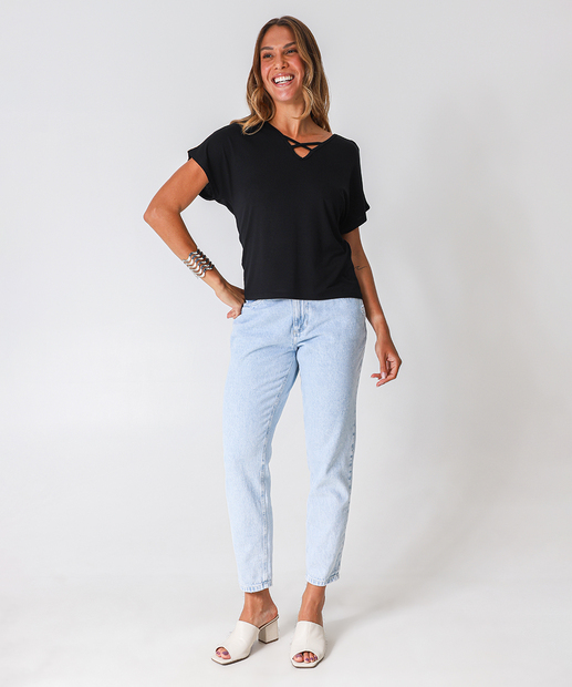 Blusa Feminina Manga Curta Marisa Preto