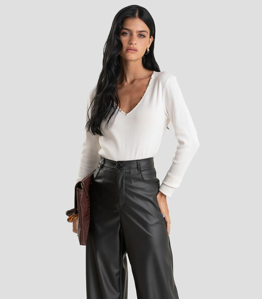 Image_Blusa Feminina Canelada com Rebites Dianna Bege