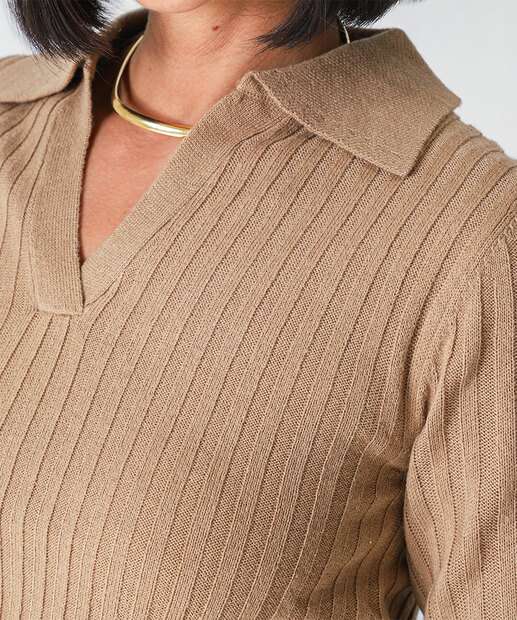 Suéter Feminino Polo Textura Manga Longa Marisa Bege